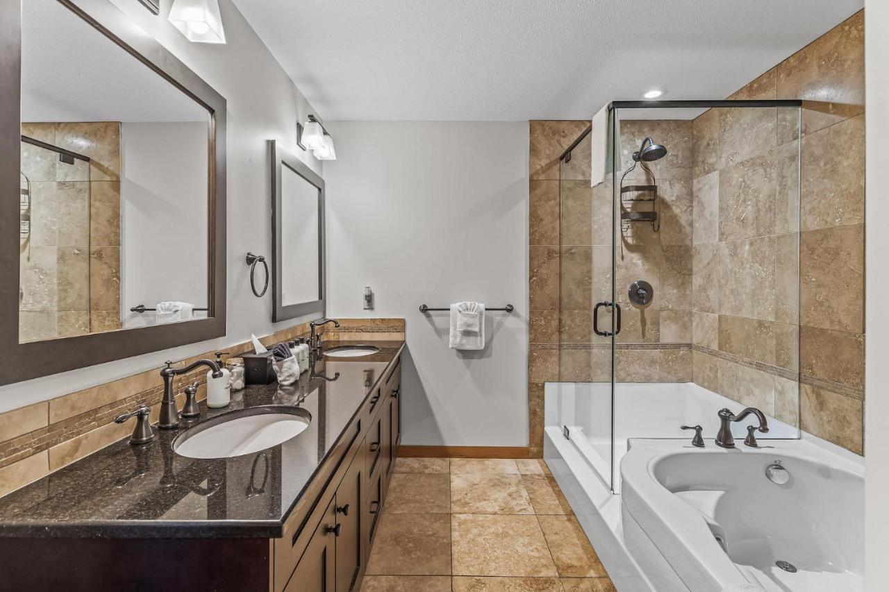 3 Bedroom Condo By Canadian Rockies Vacation Rentals كانمور المظهر الخارجي الصورة